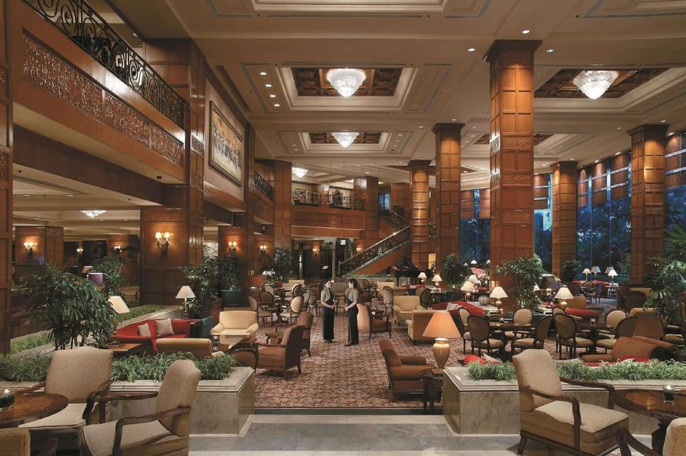 Shangri-la Hotel Surabaya Hotel in Surabaya