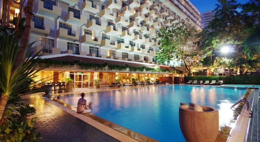 Golden Beach Hotel Hotel in Pattaya City