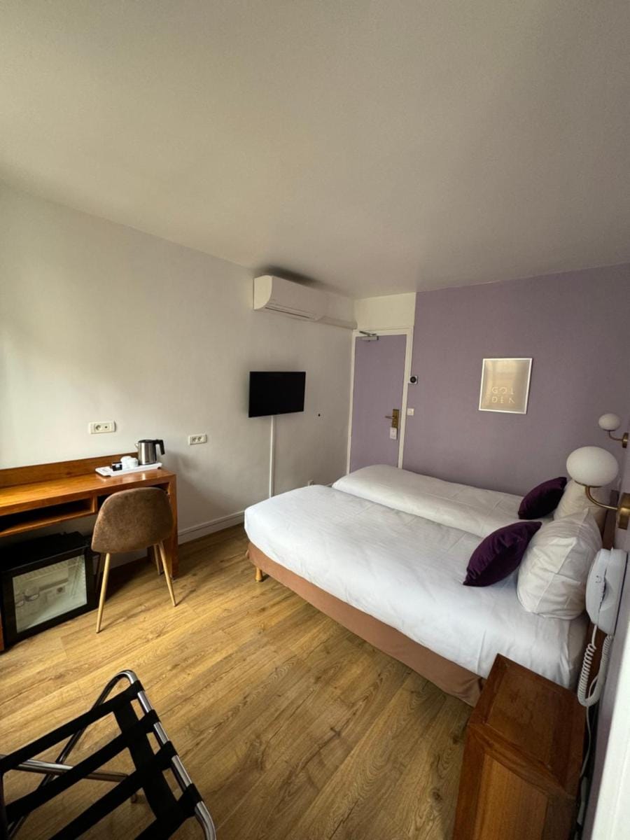 Hôtel Du Leman Hotel in Paris