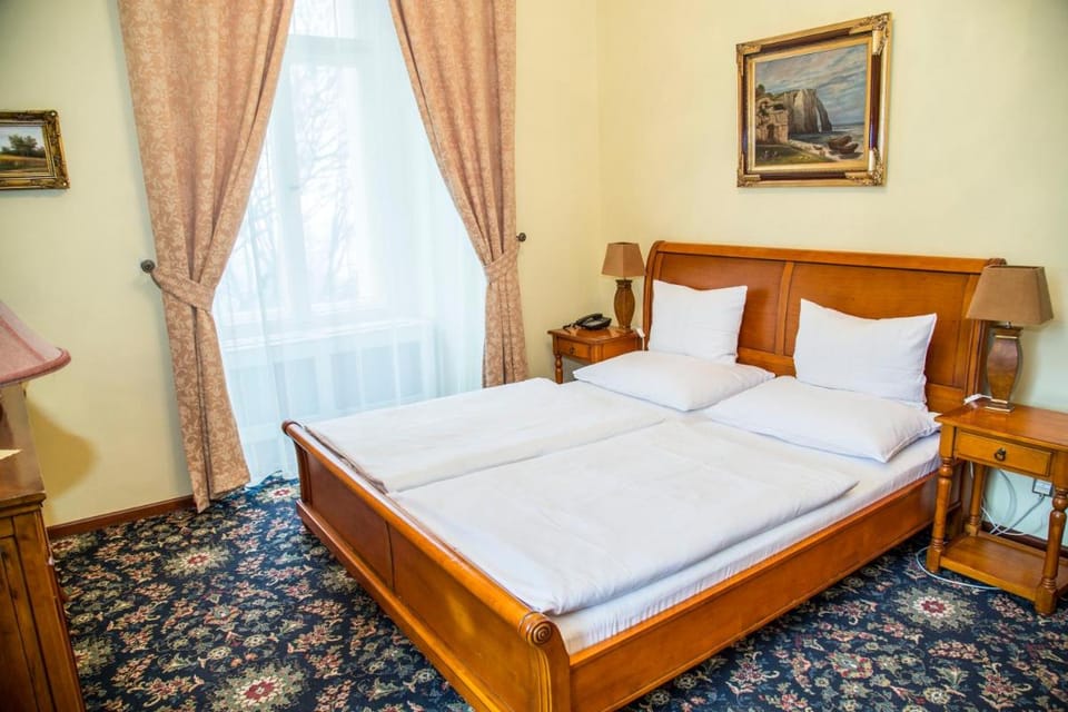 Chateau Zbiroh Hotel in Czechia