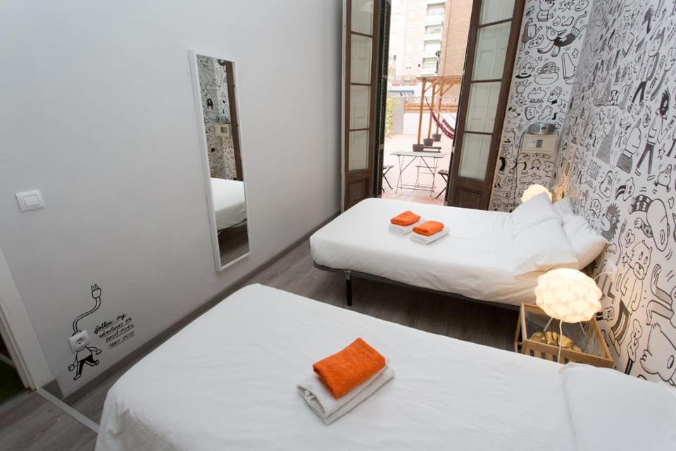 ZOOROOMS Boutique Guesthouse Bed and Breakfast in Barcelona