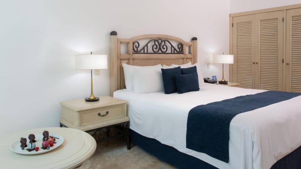 Sandos CancÃºn All Inclusive - Adults Only Resort in Cancun