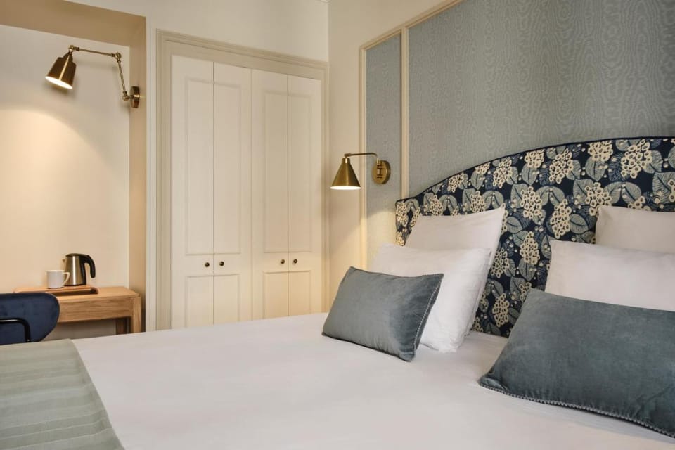 Hotel Etoile Saint Ferdinand by Happyculture Hotel in Paris