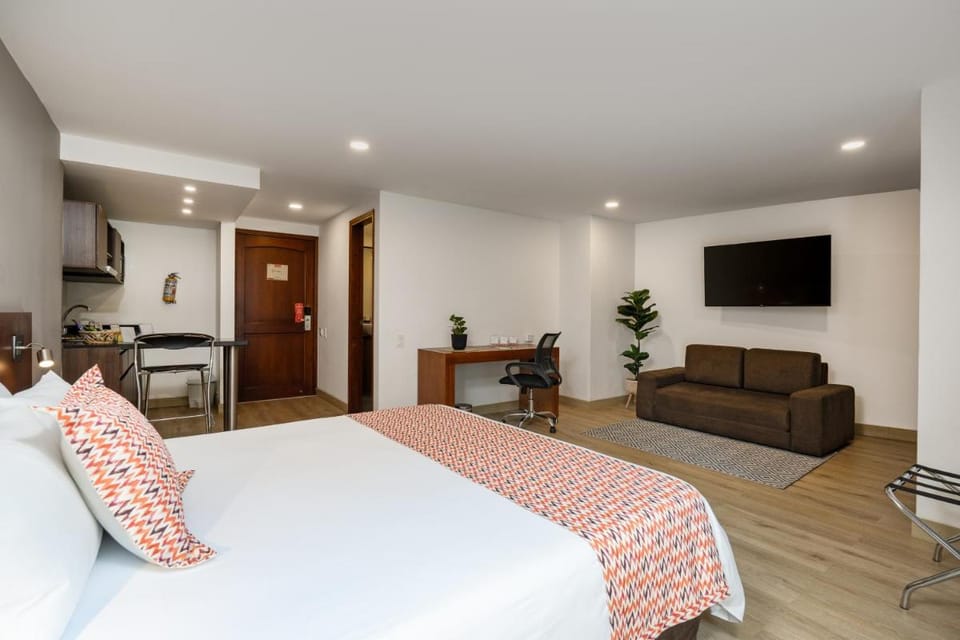 Leblón Suites Hotel Hotel in Medellin