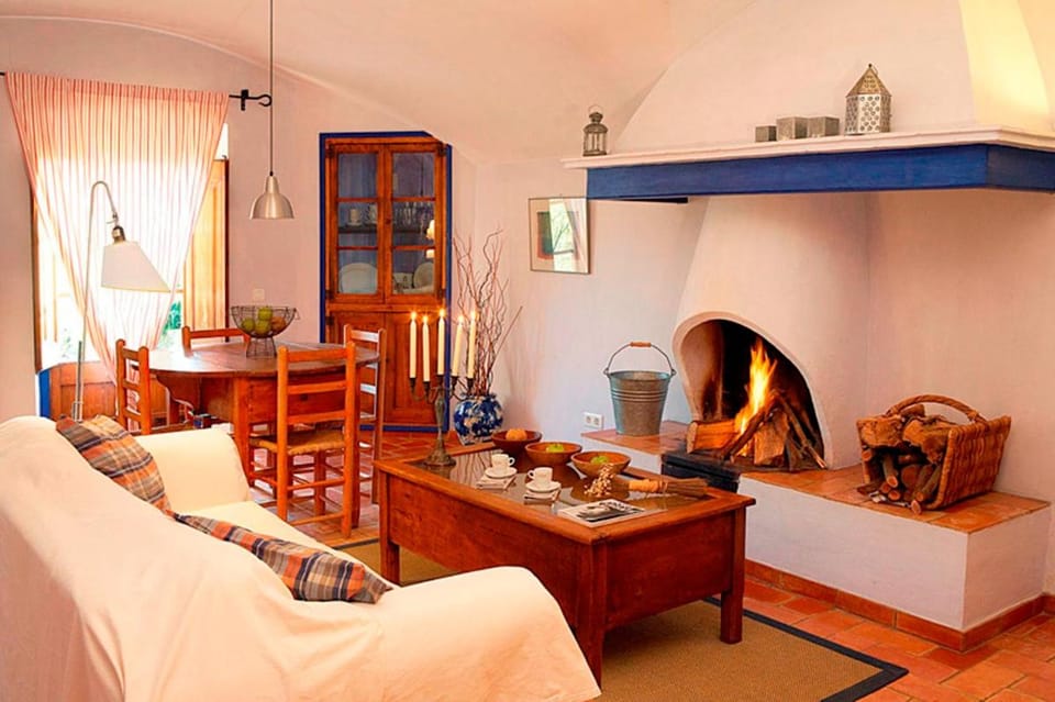 Hotel la Placa Madremanya Hotel in Baix Empordà