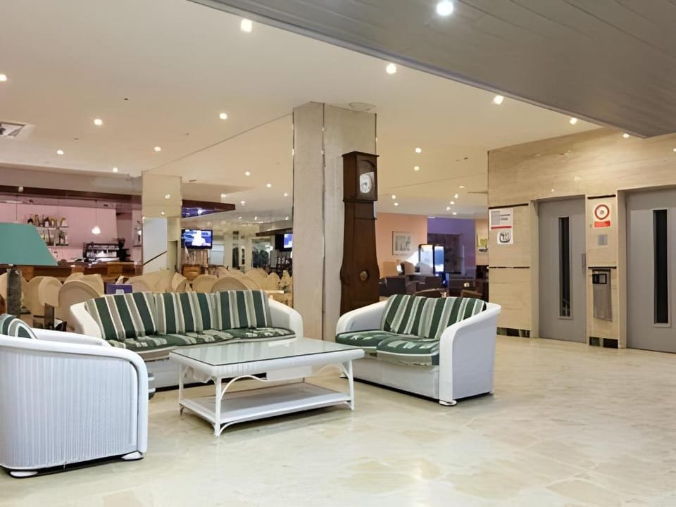 Hotel Playas Arenal Hotel in Migjorn