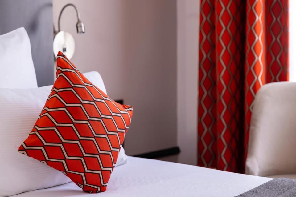 Hotel Elysees Bassano Hotel in Paris