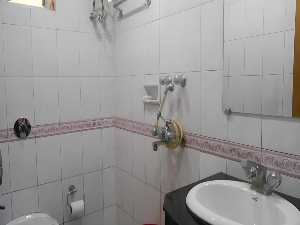Hotel Victerrace International Hotel in Kolkata