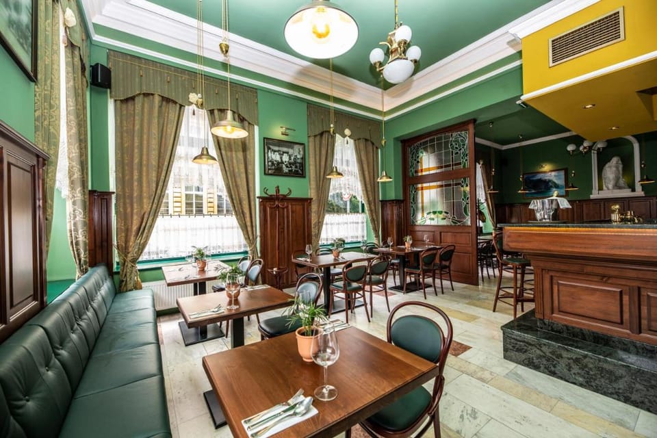 Grand Hotel Praha Hotel in Lower Silesian Voivodeship