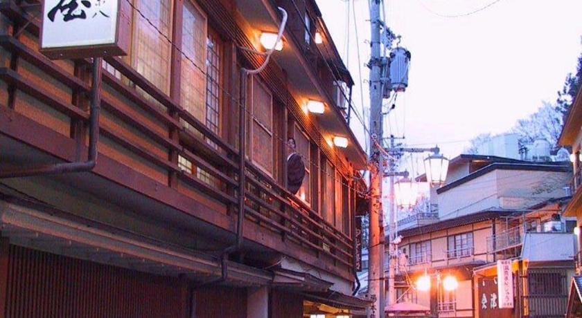 Senshinkan Matsuya Ryokan in Shimotakai District