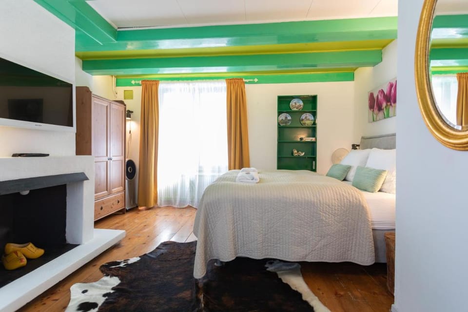 Tulip of Amsterdam Bed and Breakfast in Amsterdam