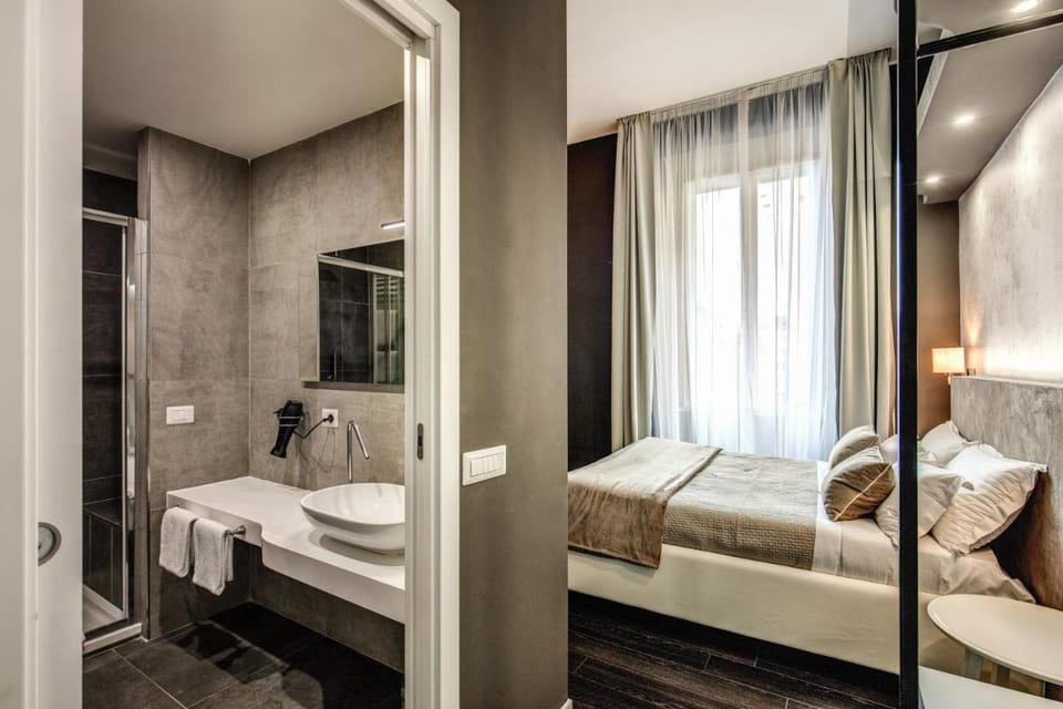 Four Rivers Suites Bed and Breakfast in Rome