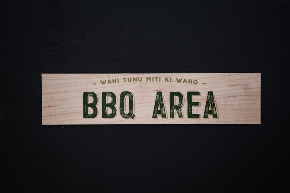 Bowentown Beach Holiday Park Campground/ 
RV Resort in Bay Of Plenty