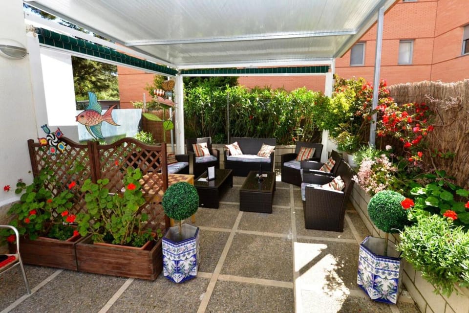 Hostal Magnolia Bed and Breakfast in Lloret de Mar