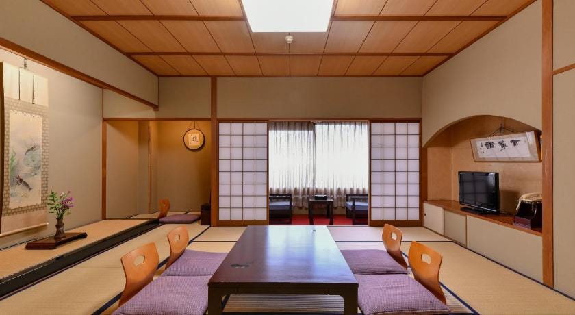 Awara Onsen Minoya Taiheikaku Ryokan in Japan