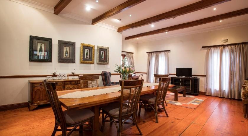 The Country Guesthouse Hotel in Cape Town