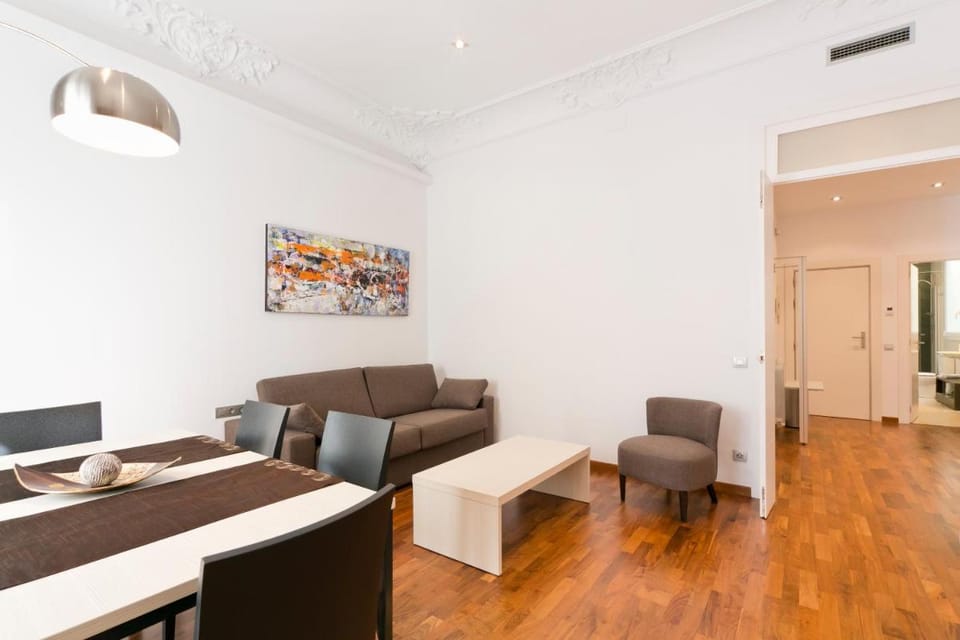 Aspasios Rambla Catalunya Suites Apartment in Barcelona