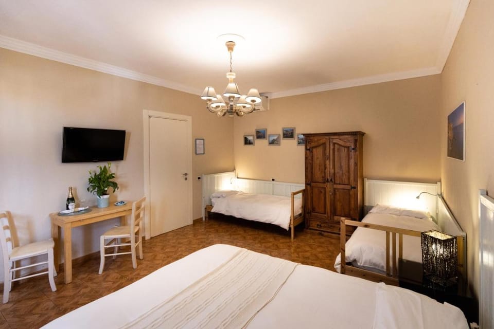 B&B Residenza Marina Bed and Breakfast in Marina di Carrara