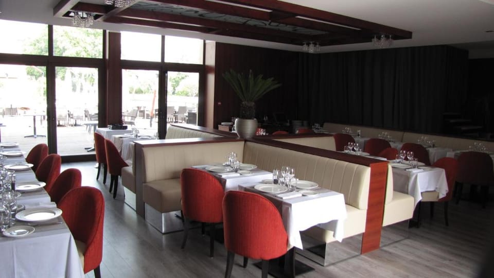 Ile du Gua Suites Apartment hotel in Narbonne