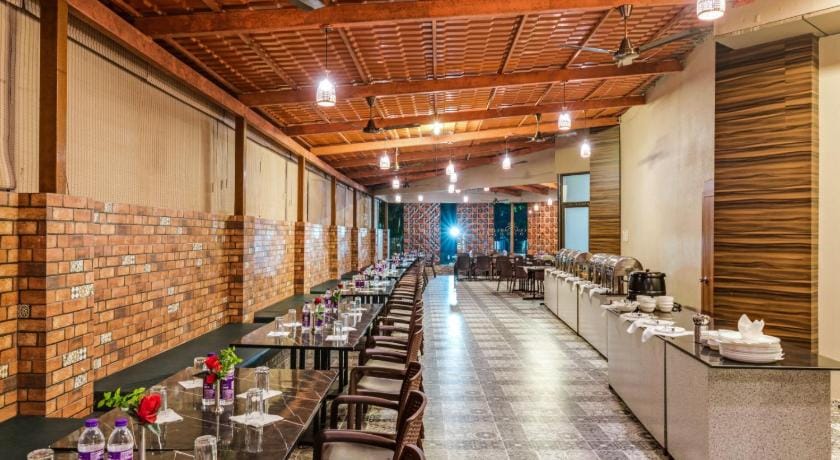 Retreat Heritage Hotel in Lonavla