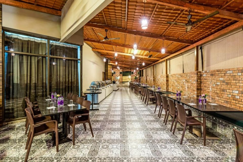 Retreat Heritage Hotel in Lonavla