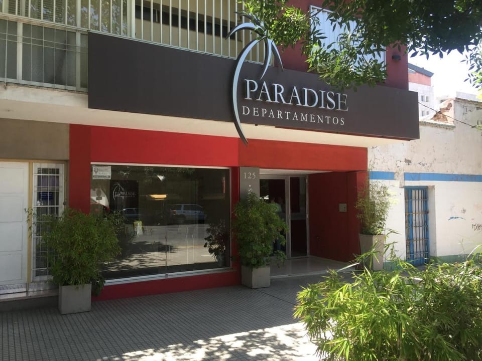 Paradise Departamentos Apartment in Mendoza