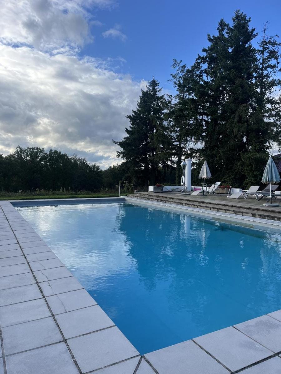 Chateau Tout Y Fault Bed and Breakfast in Bourgogne-Franche-Comté