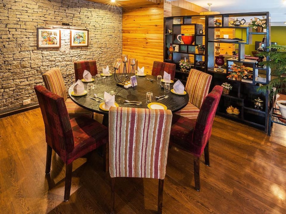 Honeymoon Inn - Manali Hotel in Manali