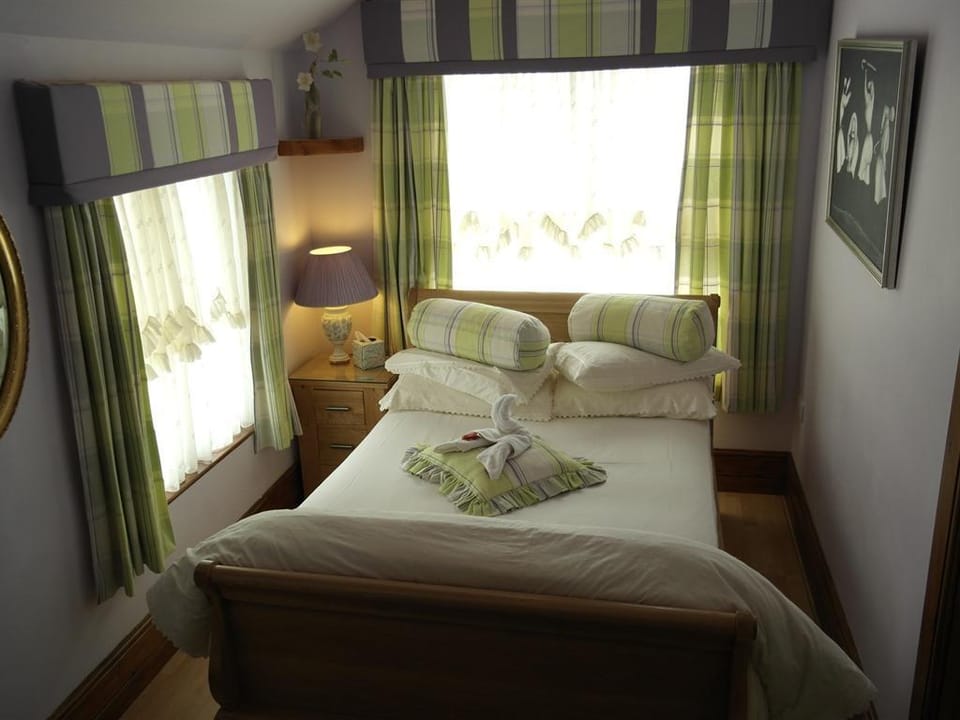Little Red Rooster Rest and Spa Hotel in Wales