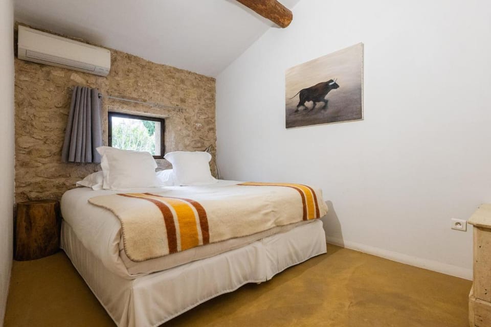 Le Galinier Lourmarin, a Beaumier Guesthouse Bed and Breakfast in Lourmarin