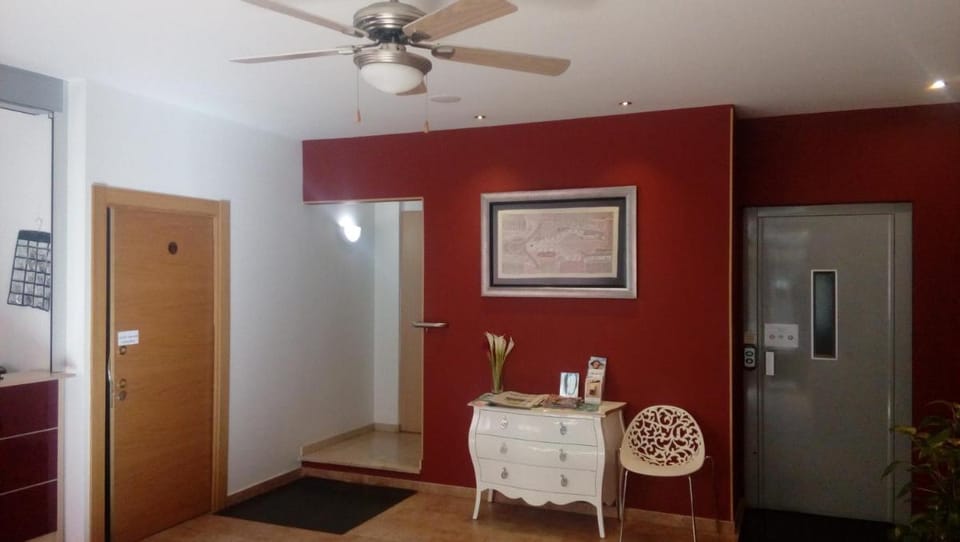 Hostal Santel San Marcos Bed and Breakfast in Salamanca