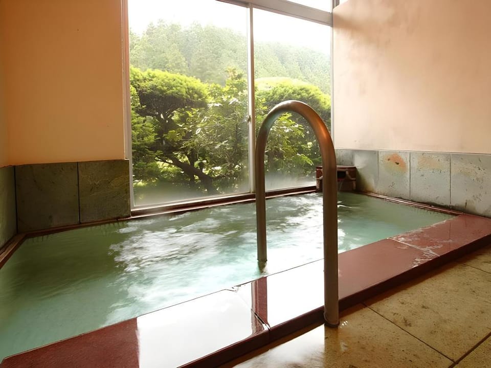 Katsura Ryokan Hotel in Nagano Prefecture