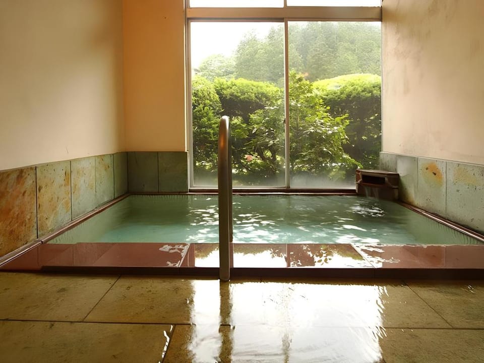 Katsura Ryokan Hotel in Nagano Prefecture