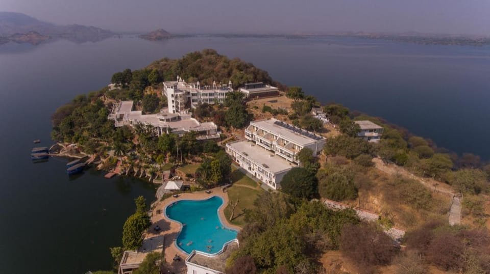 Jaisamand Island Resort Resort in Gujarat