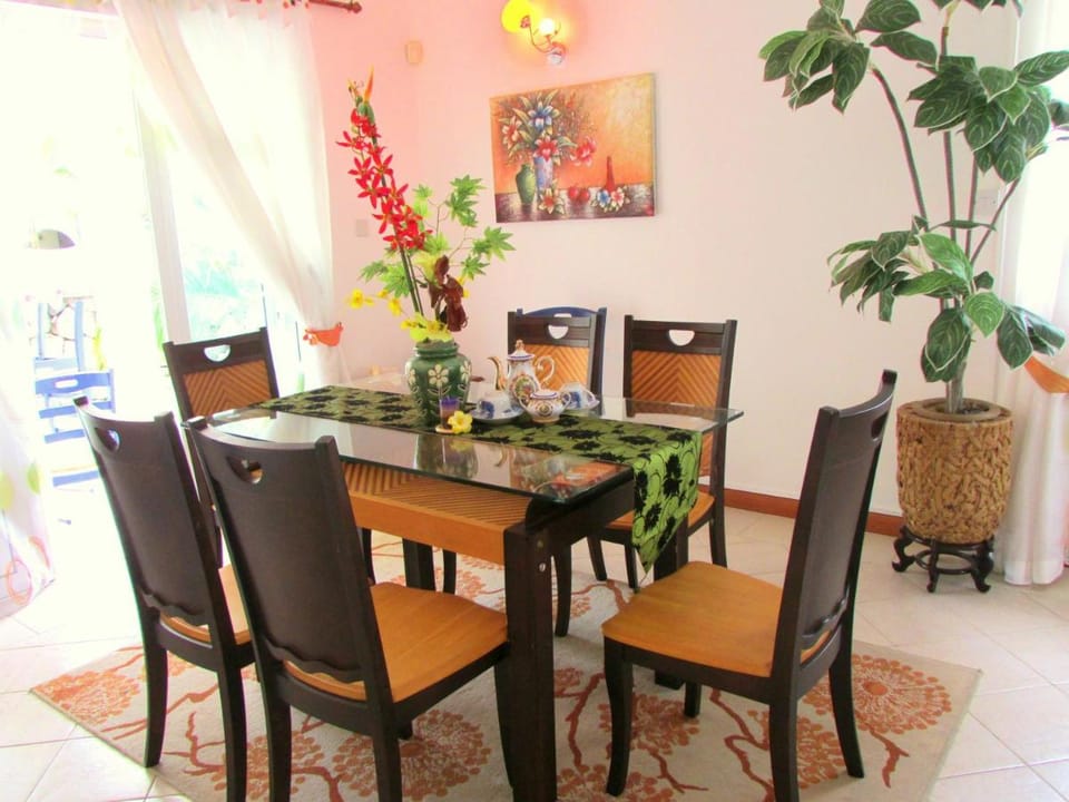 Golden Rod villa Villa in Quatre Cocos