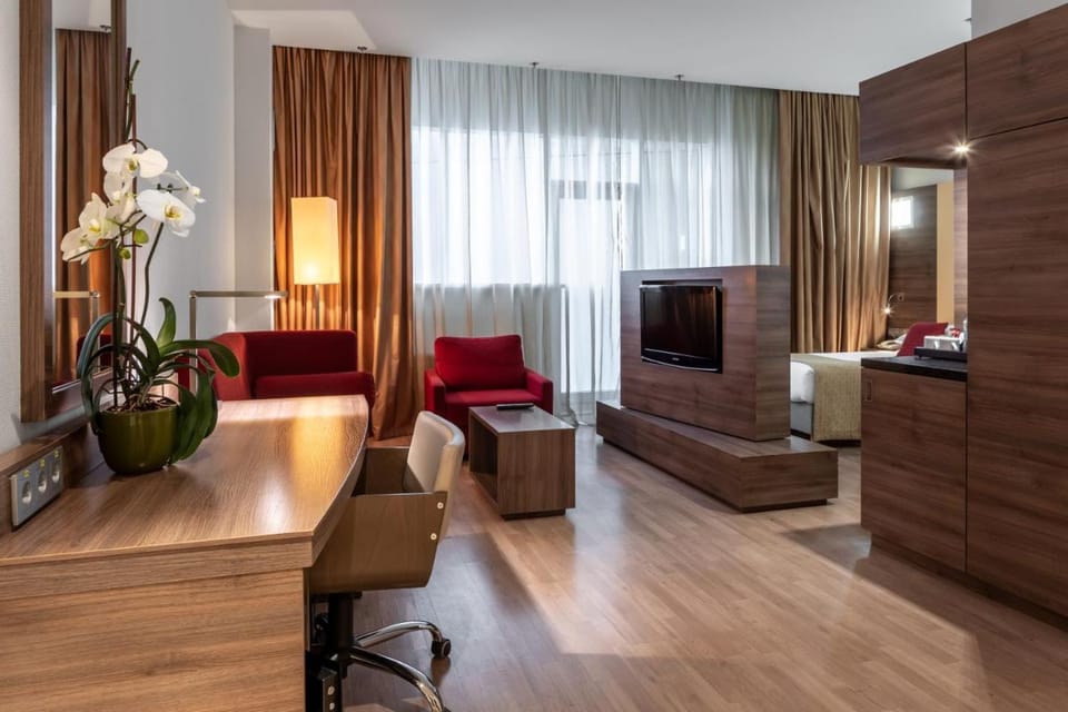 Ramada Encore Kyiv Hotel in Kiev City - Kyiv