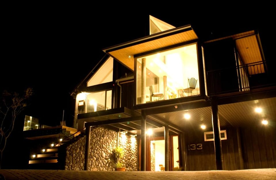 Acacia Cliffs Lodge Bed and Breakfast in Taupo