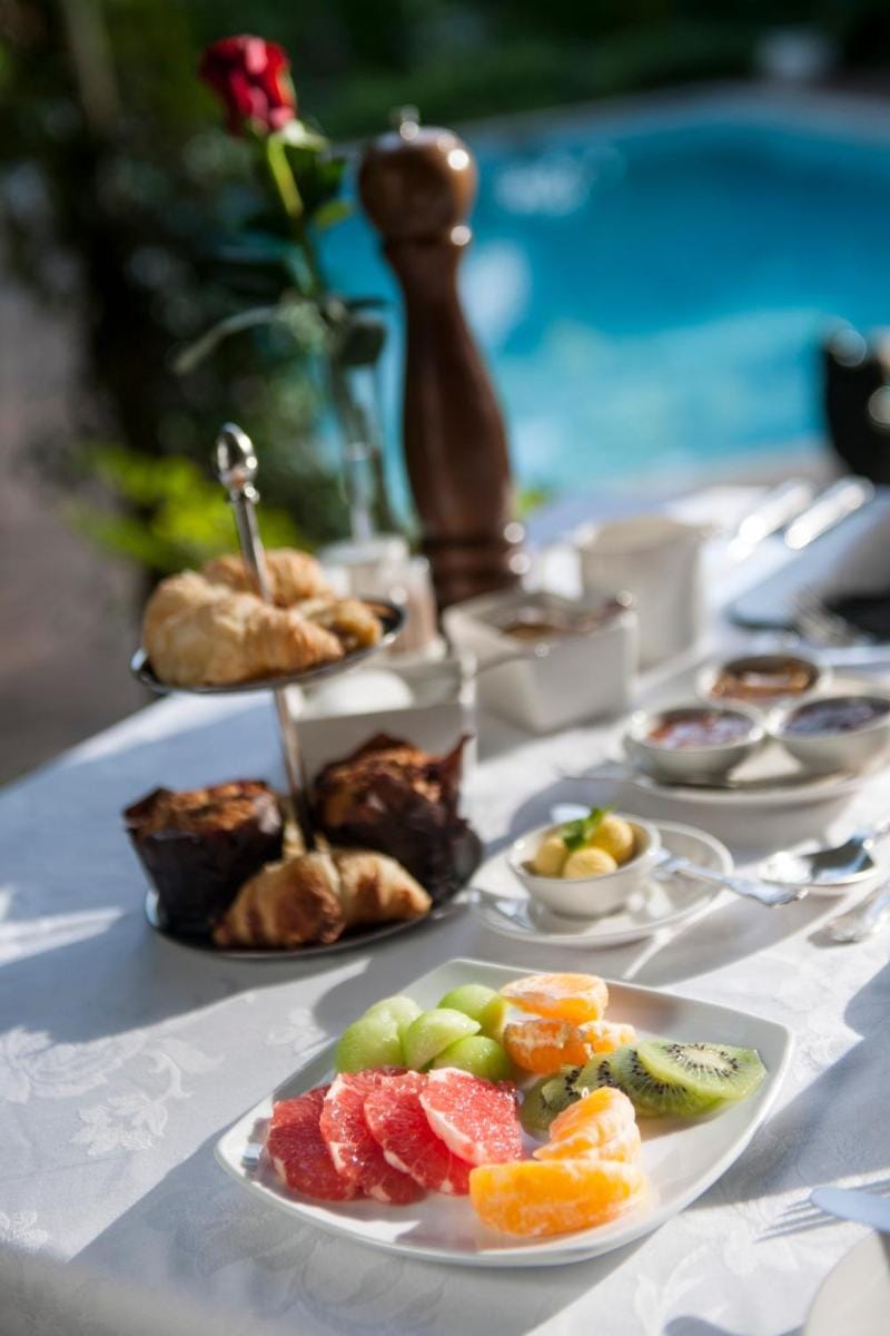 Hacklewood Hill Country House Bed and Breakfast in Port Elizabeth