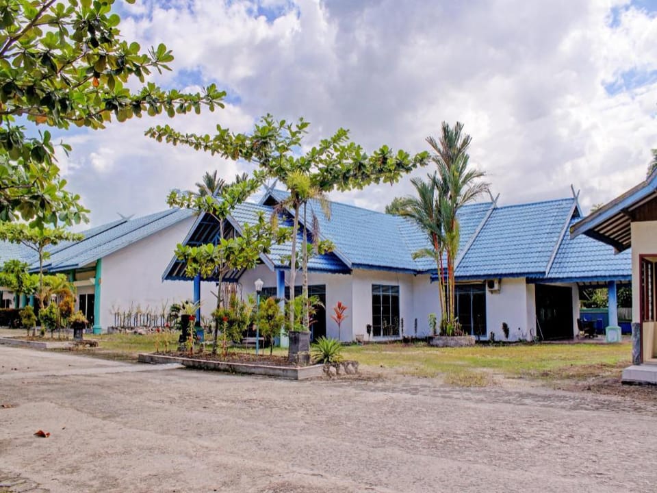 Capital O 90417 Hotel Batu Suli Internasional Hotel in Indonesia