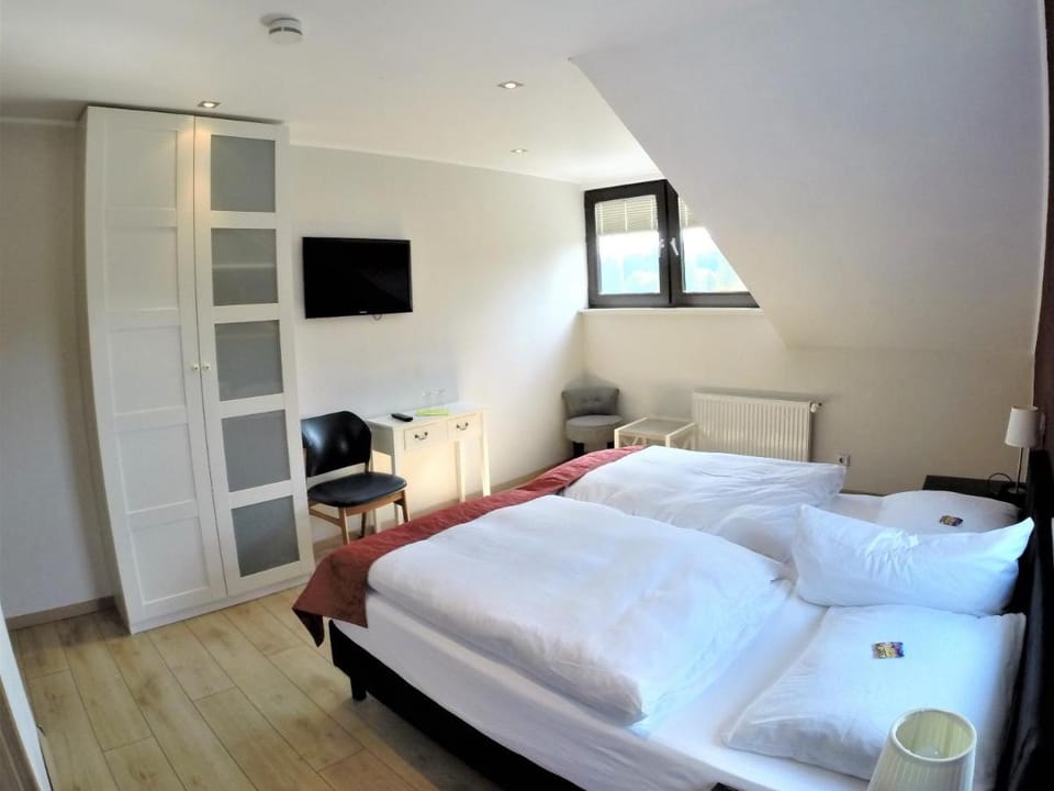 Landgasthof Ralinger Hof Hotel in Trier-Saarburg