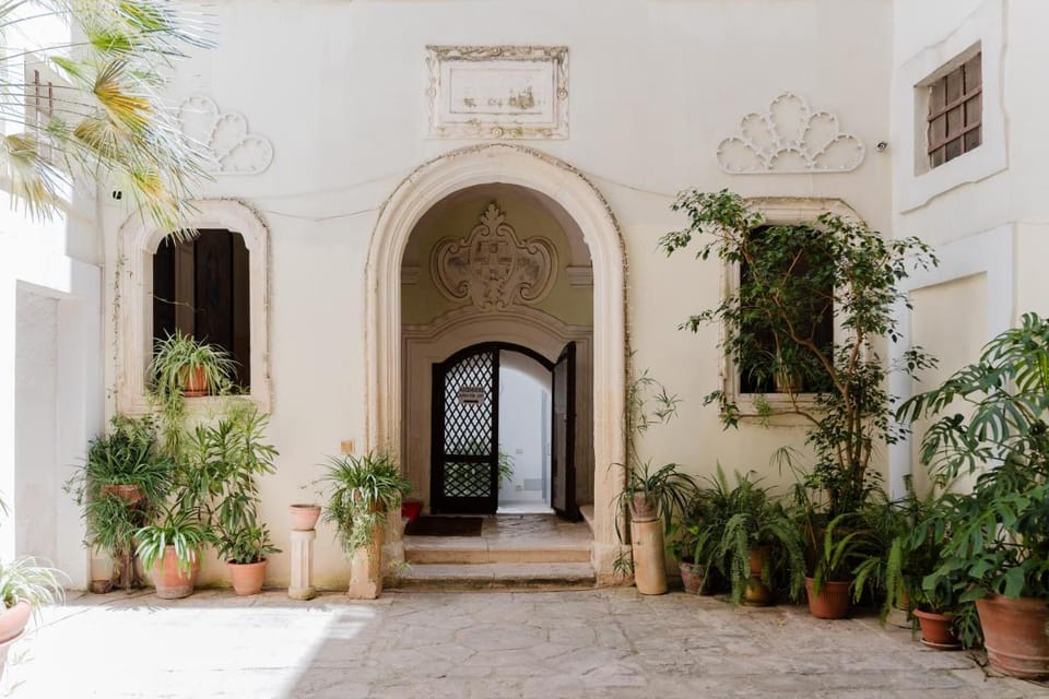 Palazzo De Castro Bed and Breakfast in Apulia