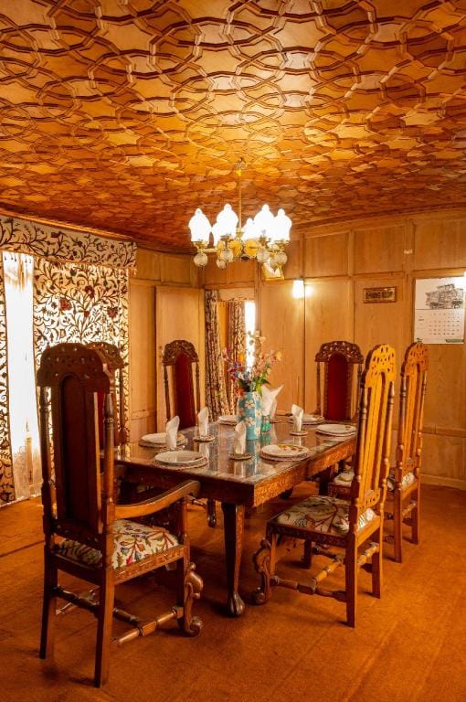 Houseboat New Golden Flower Docked boat in India
