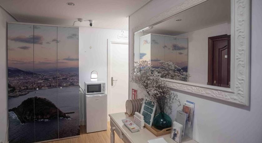 Pensión Gurtxu Bed and Breakfast in San Sebastian