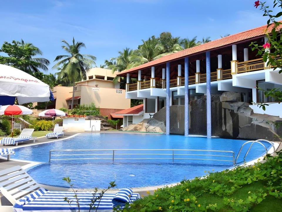 Vasco Da Gama Beach Resort Hotel in Kerala