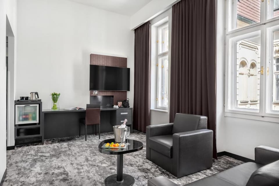 Hotel Nemzeti Budapest - MGallery Hotel in Budapest