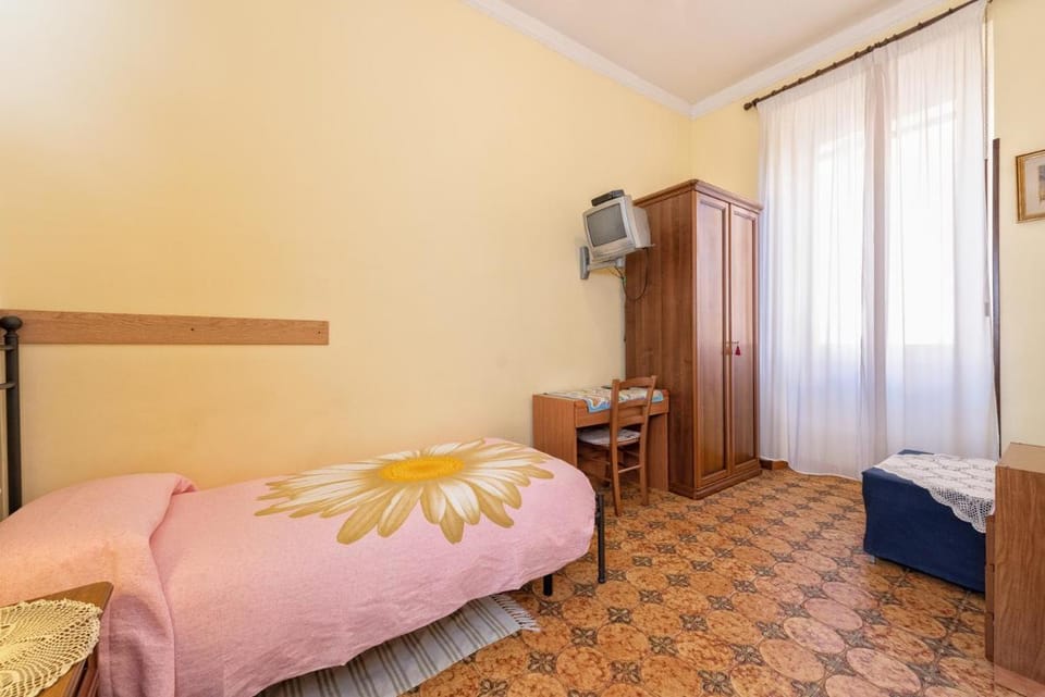 A Vinicius Et Mita Guest House Bed and Breakfast in Rome