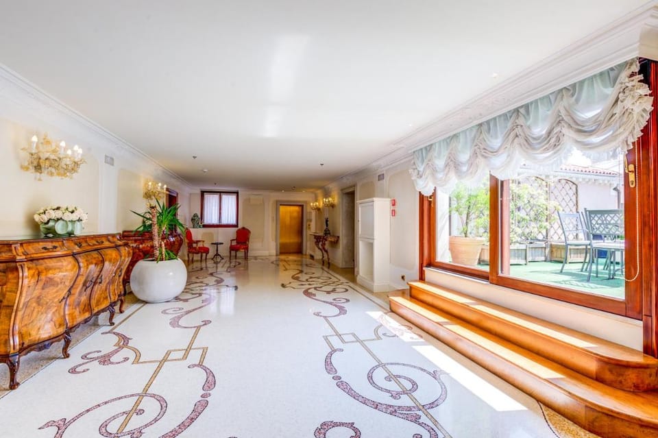 Hotel Ai Reali - Small Luxury Hotels of the World Hotel in San Marco