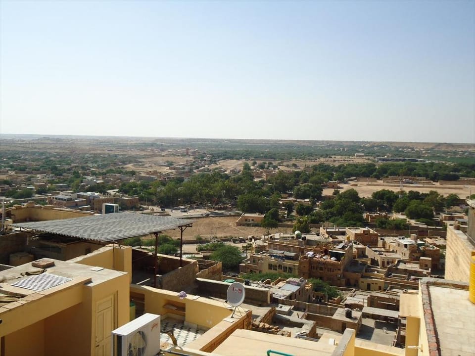 Ganesh Guest House Bed and Breakfast in Sindh
