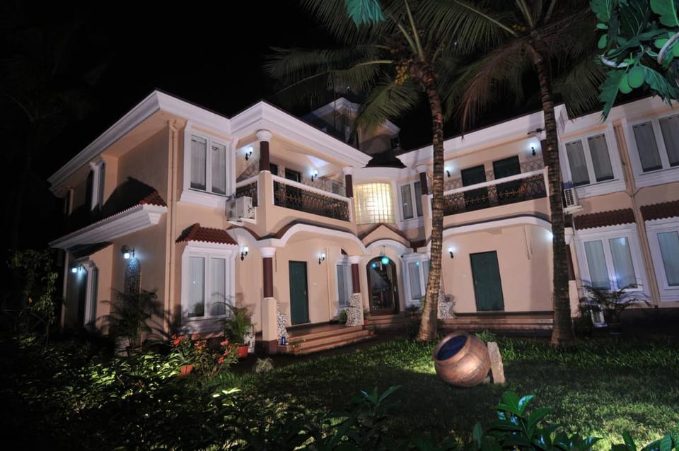 Elegant Shades Apartment in Benaulim
