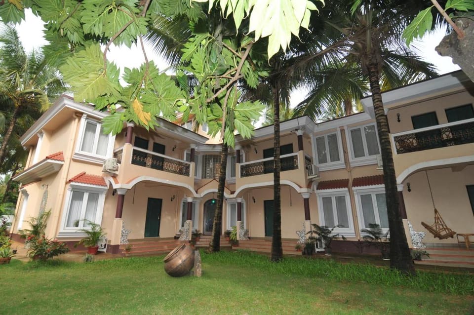 Elegant Shades Apartment in Benaulim
